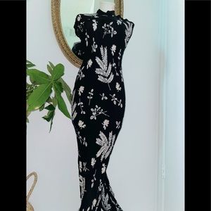 Vintage 90s Y2K T Rose Floral Maxi Dress size Med.